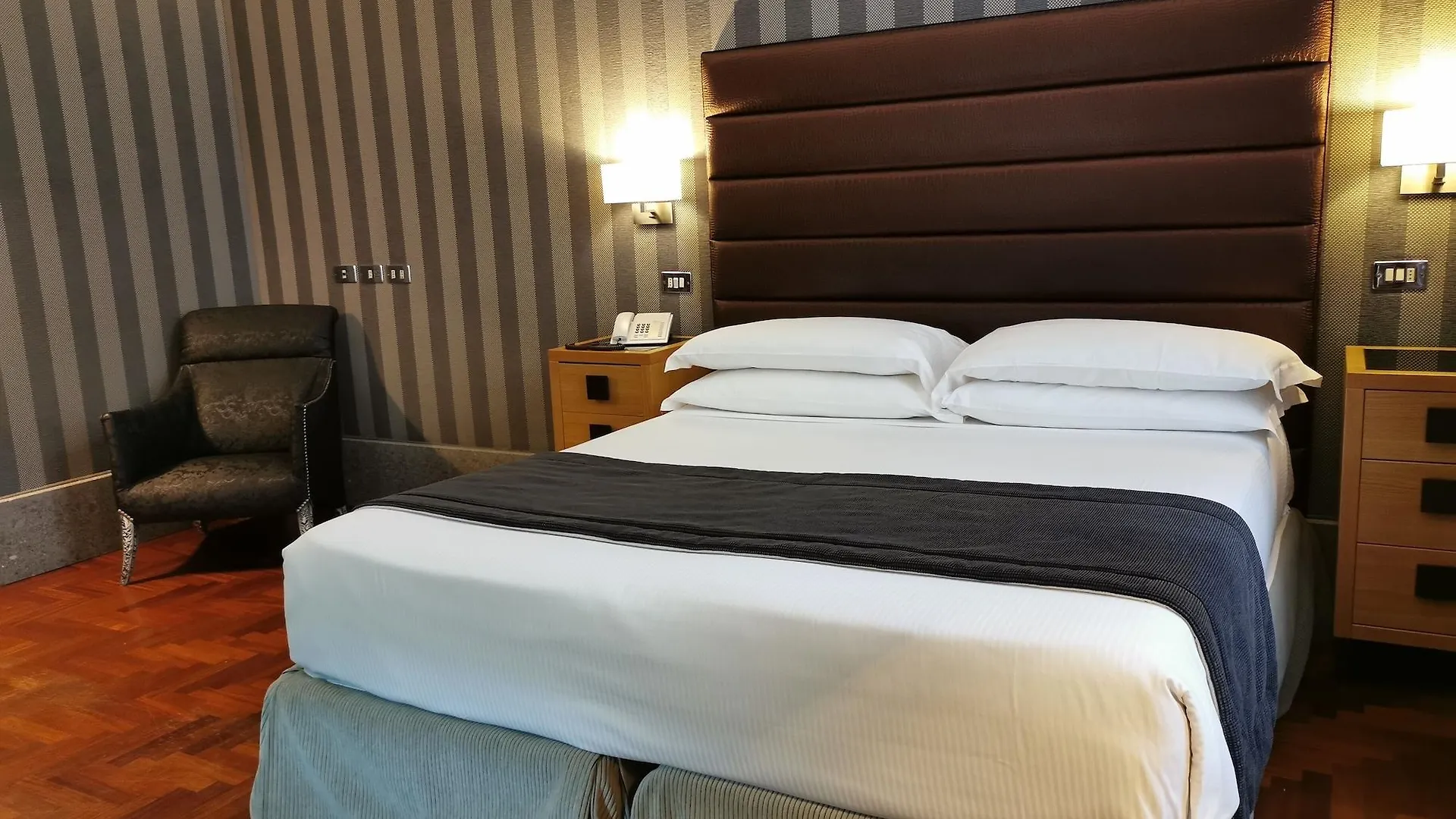 Hotel Royal Court Ρώμη 4*,