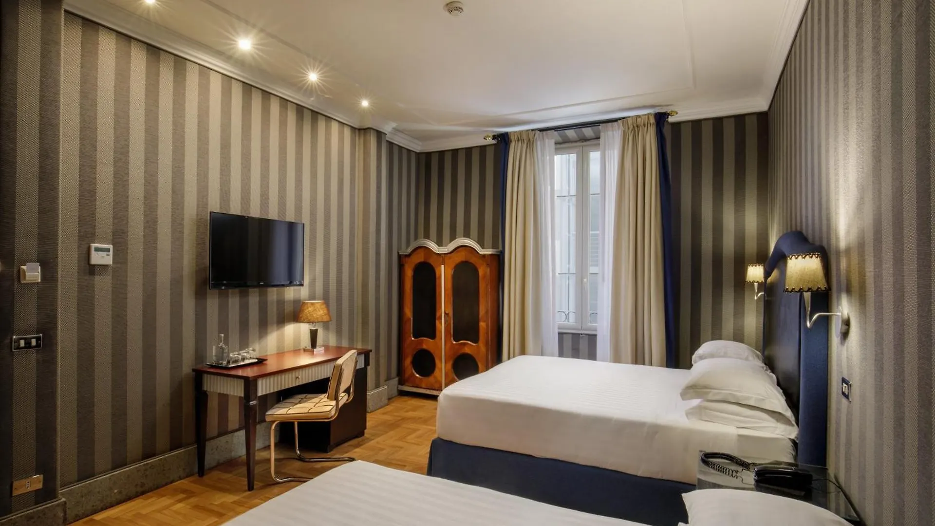 Hotel Royal Court Ρώμη 4*,