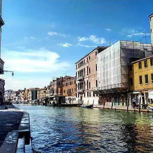 https://the-artist-place.hotelinveneto.com