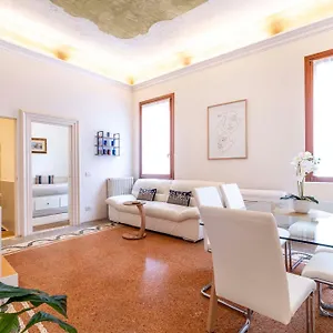 Ca' Pestrin House - San Marco Square Italie