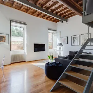Appartamento Loft In Trastevere, Roma
