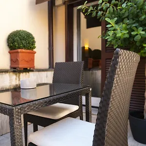 3* Konukevi Intown Luxury House