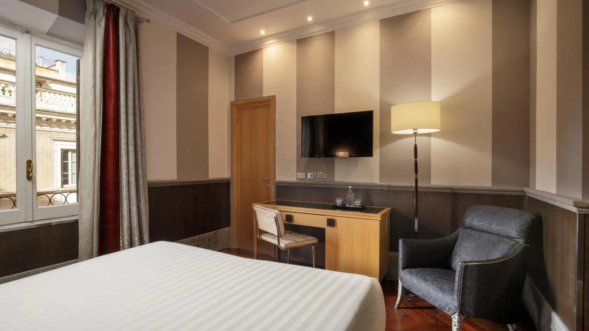****  Hotel Royal Court Rome Italy