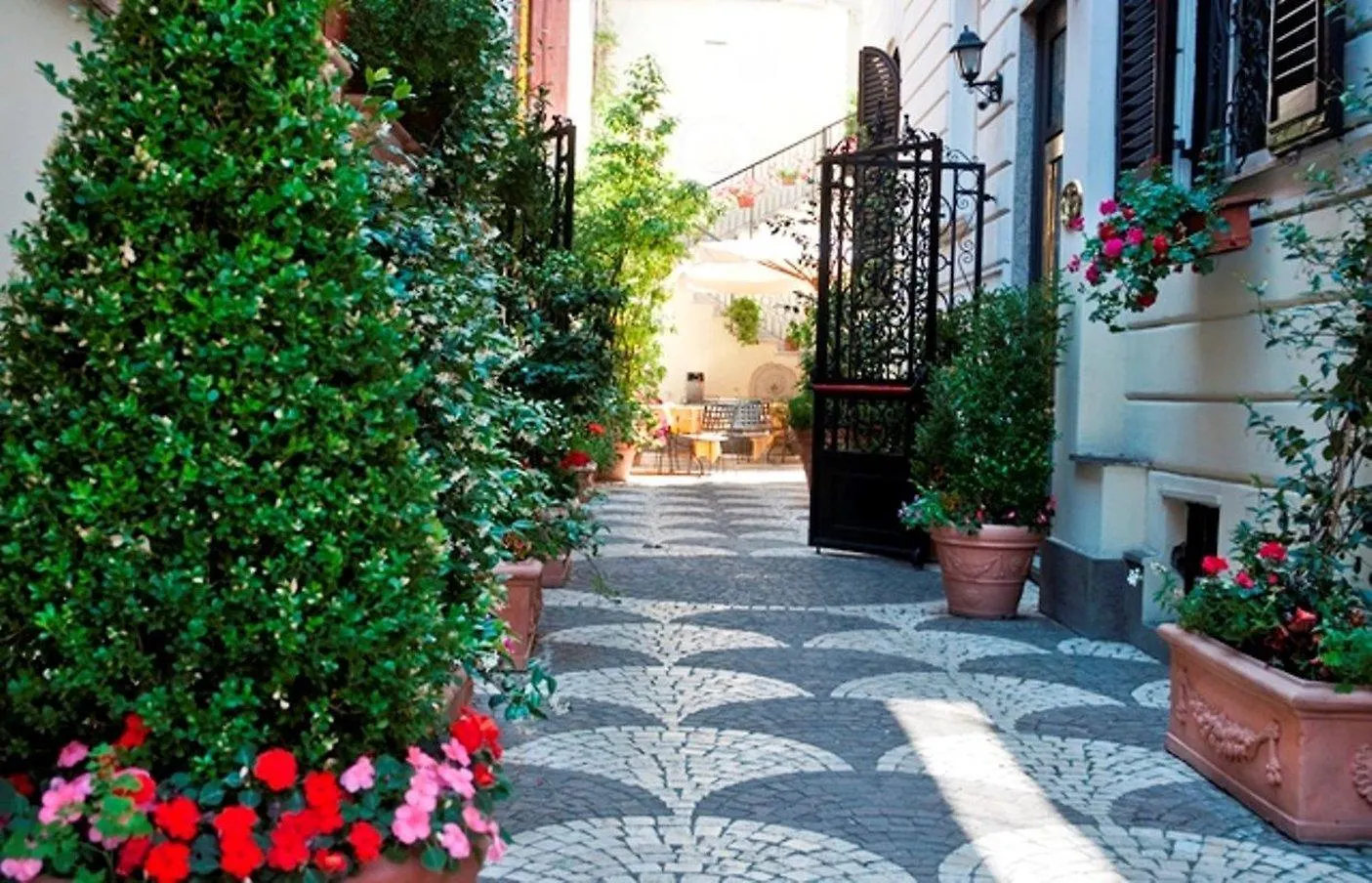 Hotel Royal Court Rome 4*,