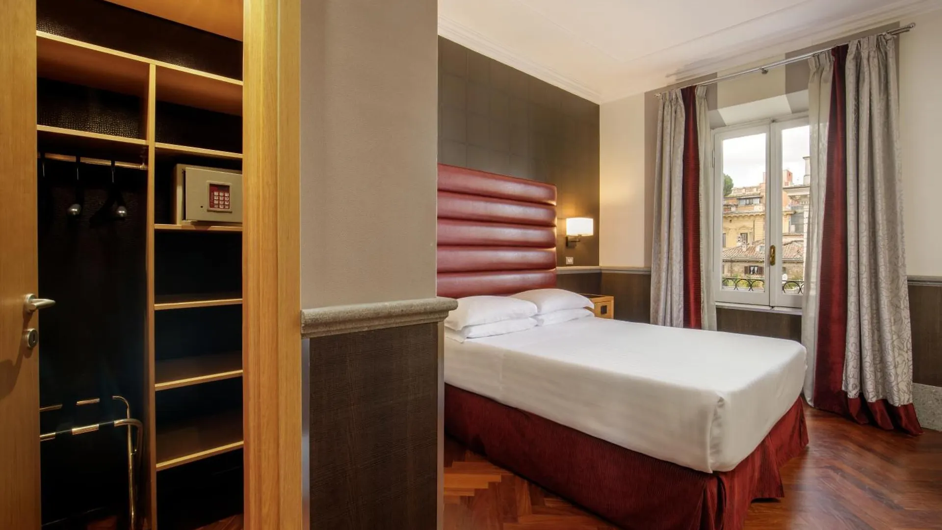 Hotel Royal Court Rome 4*,  Italie